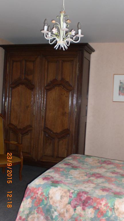 Auberge De L'Atre Quarré-les-Tombes Rum bild