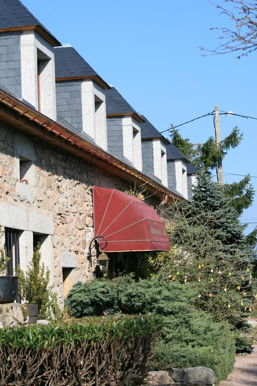 Auberge De L'Atre Quarré-les-Tombes Exteriör bild